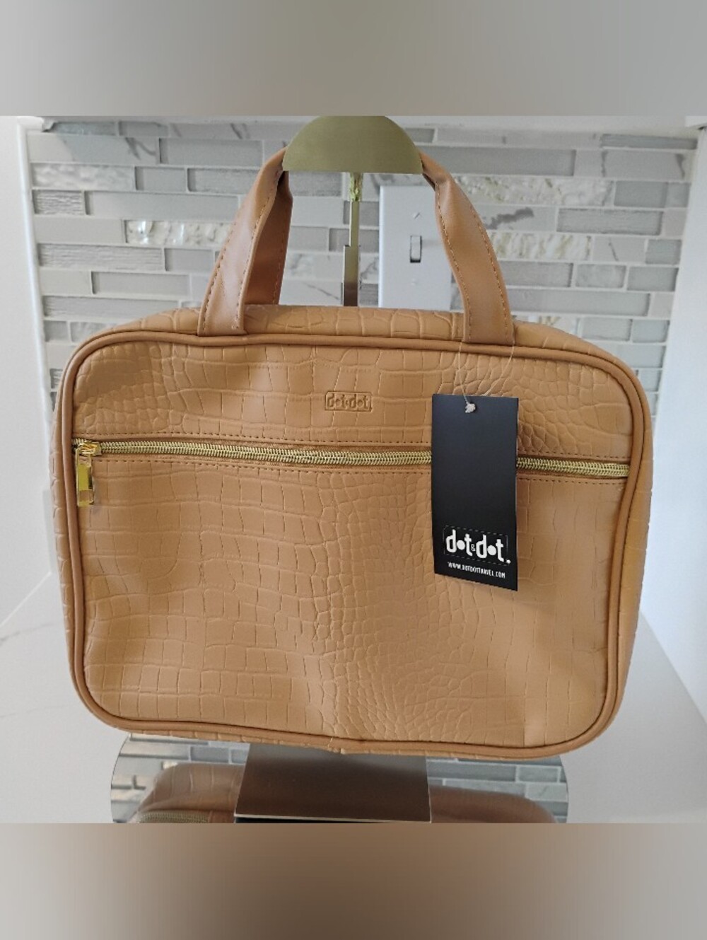 NWT Dot+Dot Toiletry Bag - Tan Croc-Embossed Vinyl w/Hanging Hook